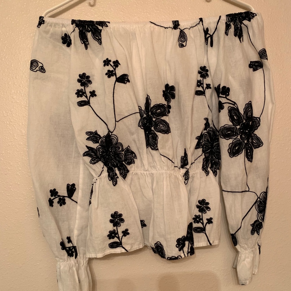 Women's Long Sleeve Crop Top